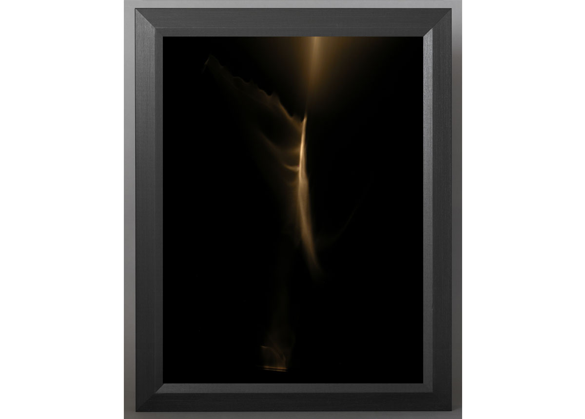 Apparition : verre noir teinté - Sculpture de Vladimir Zbynovsky